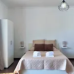 בית נופש Golden Horizon House By Sam