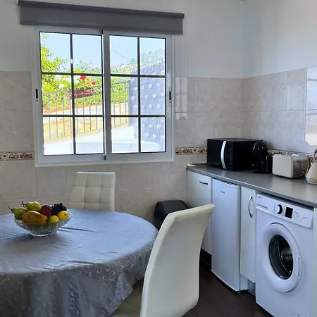 Golden Horizon House By Sam Дом отдыха